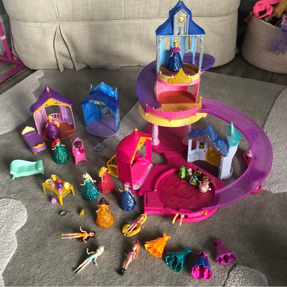 Disney Princess Glitter Glider Castle